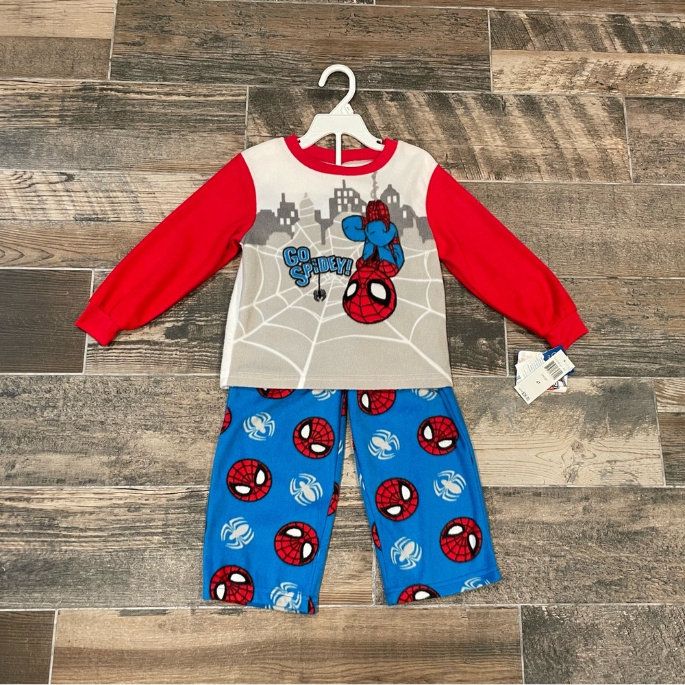 Marvel fleece Spider-Man pajamas size 4T